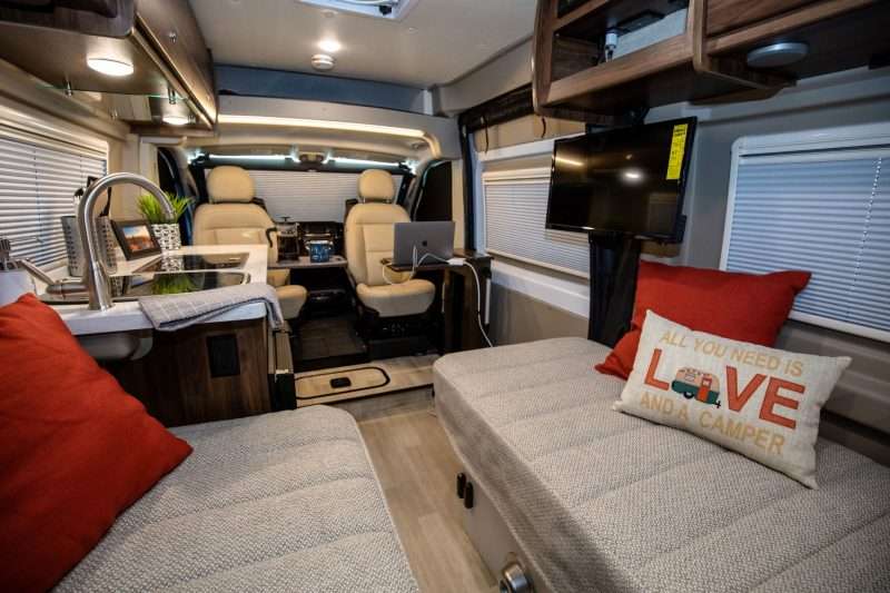 best class b rv to live in