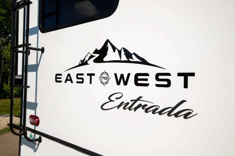 Stunning new Entrada 2200S Class C motorhome makes its debut at General RV