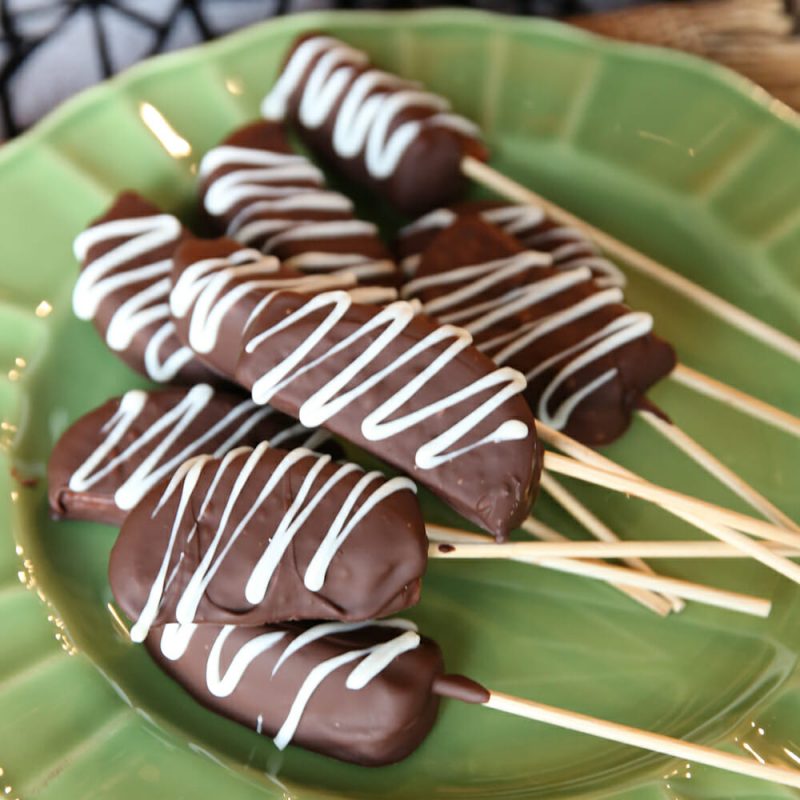 This image has an empty alt attribute; its file name is OurBestBites-chocolate-apples-800x800.jpg