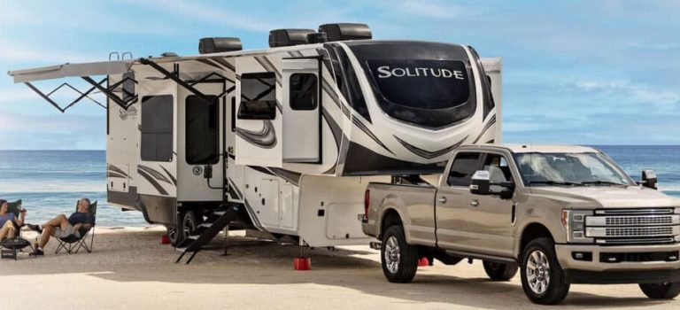 The Ultimate Fifth Wheel Guide & the Best Fifth Wheel RVs