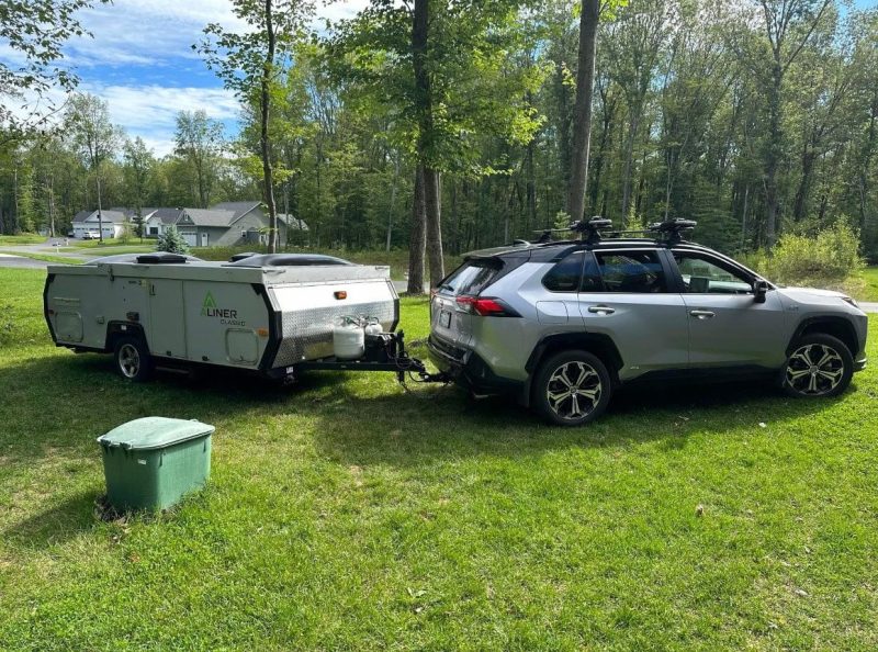 towing closed pop-up campers